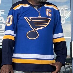 NHL St Louis Blues O’Reilly #90 Jersey Hockey Size 52 Adidas